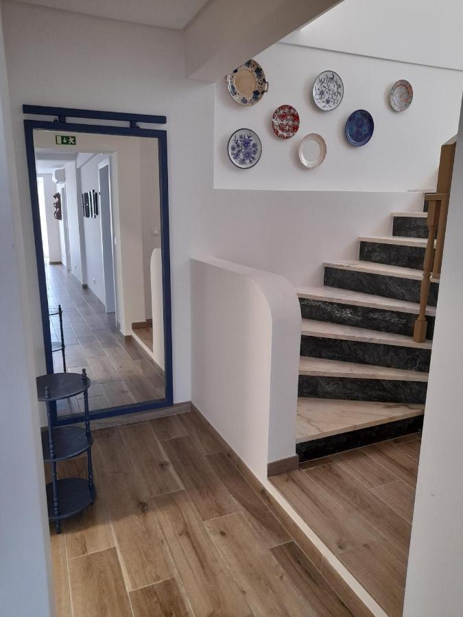 Hall 92 Quartos Com Wc Em Moradia Com Piscina A-Das-Lebres Loures Dış mekan fotoğraf